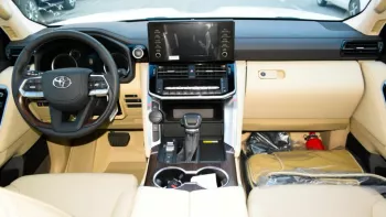 Toyota Land cruiser 2022 model GXR 4.0 L V6
