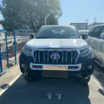 Toyota Prado TXL Diesel 2.8 L 2022 full option - Thumbnail 2