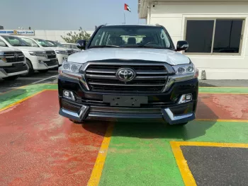 Toyota Land cruiser VXR 5.7 L 2021