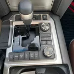 Toyota Land cruiser VXR 5.7 L 2021 - Thumbnail 9