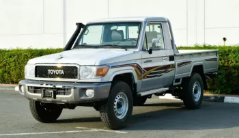 Toyota Land cruiser pick up petrol 4.0 L 2021