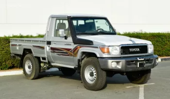 Toyota Land cruiser pick up petrol 4.0 L 2021