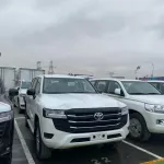 Toyota Land cruiser GXR 3.3 L twin turbo diesel 2022 - Thumbnail 3