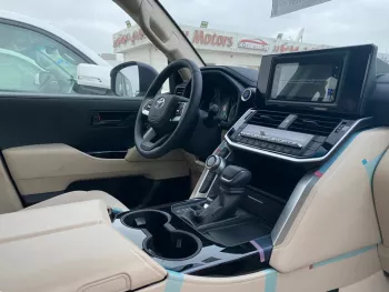Toyota Land cruiser GXR 3.3 L twin turbo diesel 2022