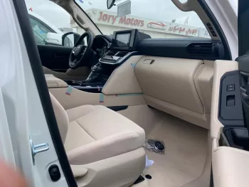 Toyota Land cruiser GXR 3.3 L twin turbo diesel 2022