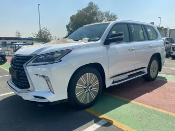Lexus LX 570 Signature 2021 model