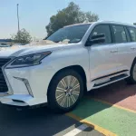Lexus LX 570 Signature 2021 model - Thumbnail 3