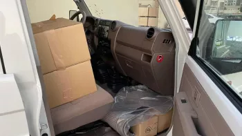 Toyota Land cruiser pickup double cabin diesel 4.5 L V8 2022