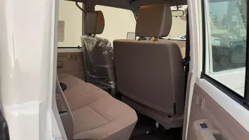 Toyota Land cruiser pickup double cabin diesel 4.5 L V8 2022