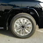 Toyota Land cruiser VXR 3.3L twin turbo diesel full option - Thumbnail 6