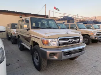 Toyota Land cruiser hardtop petrol 4.0L V6 2022 model 5 doors