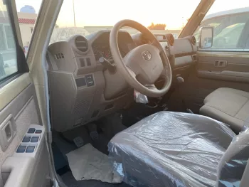 Toyota Land cruiser hardtop petrol 4.0L V6 2022 model 5 doors