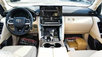 Toyota Land Cruiser VX 3.3 L twin turbo diesel 2022