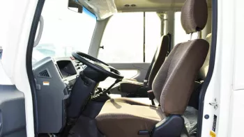 Toyota Coaster 23 seats diesel 4.2 L 2021