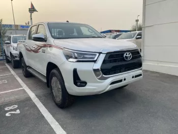 Toyota Hilux diesel 2.4L Manual transmission Full Option 2022