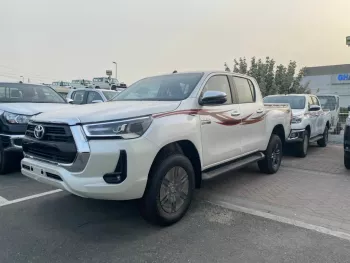 Toyota Hilux diesel 2.4L Manual transmission Full Option 2022