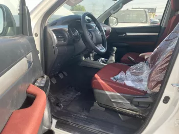 Toyota Hilux diesel 2.4L Manual transmission Full Option 2022