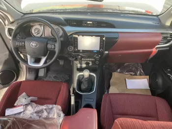 Toyota Hilux diesel 2.4L Manual transmission Full Option 2022