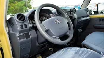 Toyota Land Cruiser LC Pickup Diesel 4.2L V6 Single cabin 2022