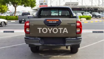 Toyota Hilux adventure Petrol 4.0L V6 A/T 2022
