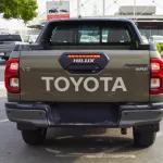 Toyota Hilux adventure Petrol 4.0L V6 A/T 2022 - Thumbnail 6