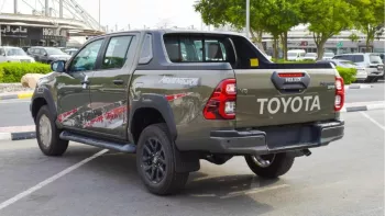 Toyota Hilux adventure Petrol 4.0L V6 A/T 2022