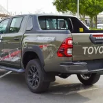 Toyota Hilux adventure Petrol 4.0L V6 A/T 2022 - Thumbnail 7