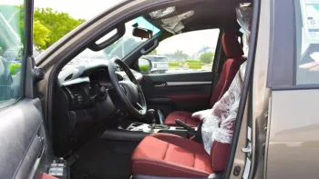 Toyota Hilux adventure Petrol 4.0L V6 A/T 2022