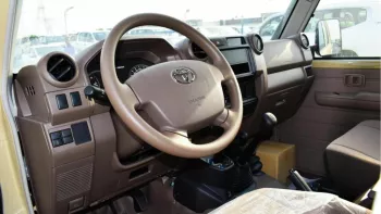 Toyota Land Cruiser pickup Diesel 4.5L V8 double cabin 2022