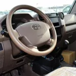 Toyota Land Cruiser pickup Diesel 4.5L V8 double cabin 2022 - Thumbnail 6