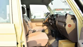 Toyota Land Cruiser pickup Diesel 4.5L V8 double cabin 2022