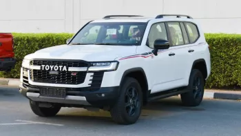 Toyota Land Cruiser GR sport Petrol 3.5 L twin turbo 2022