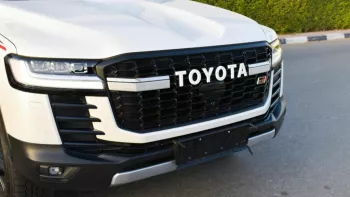 Toyota Land Cruiser GR sport Petrol 3.5 L twin turbo 2022