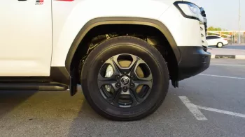 Toyota Land Cruiser GR sport Petrol 3.5 L twin turbo 2022