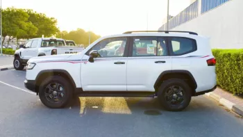 Toyota Land Cruiser GR sport Petrol 3.5 L twin turbo 2022