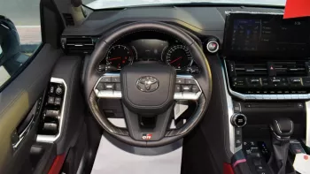 Toyota Land Cruiser GR sport Petrol 3.5 L twin turbo 2022