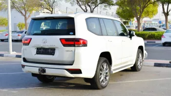 Toyota Land Cruiser GXR 3.5L twin turbo 2022
