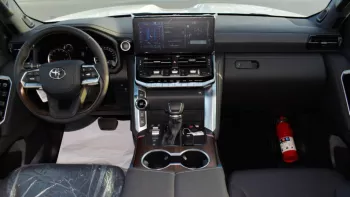 Toyota Land Cruiser GXR 3.5L twin turbo 2022