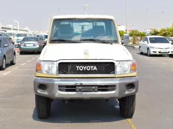 Toyota Land Cruiser pickup single cabin petrol 4.0L V6 2021 model