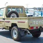 Toyota Land Cruiser pickup single cabin petrol 4.0L V6 2021 model - Thumbnail 4