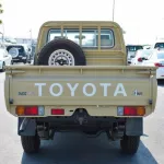 Toyota Land Cruiser pickup single cabin petrol 4.0L V6 2021 model - Thumbnail 5