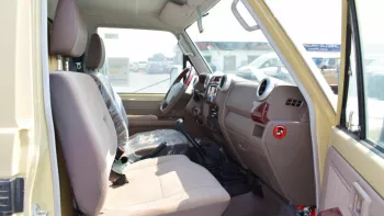Toyota Land Cruiser pickup single cabin petrol 4.0L V6 2021 model