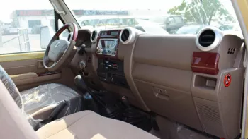 Toyota Land Cruiser pickup single cabin petrol 4.0L V6 2021 model