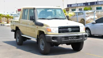 Toyota Land Cruiser pickup double cabin petrol 4.0L V6 2022 model