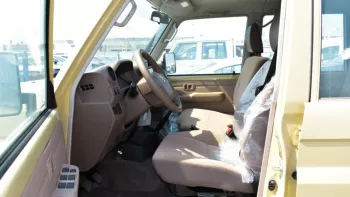 Toyota Land Cruiser pickup double cabin petrol 4.0L V6 2022 model