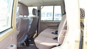 Toyota Land Cruiser pickup double cabin petrol 4.0L V6 2022 model