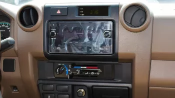 Toyota Land Cruiser pickup double cabin petrol 4.0L V6 2022 model