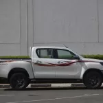 2022 MODEL TOYOTA HILUX DOUBLE CAB PICKUP GLX 2.7L PETROL 4WD AUTOMAATIC TRANSMISSION - Thumbnail 3