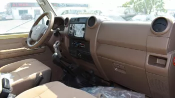 Toyota Land Cruiser pickup double cabin petrol 4.0L V6 2022 model