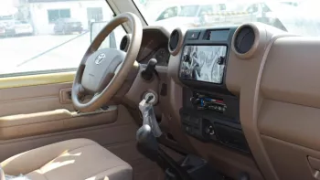 Toyota Land Cruiser pickup double cabin petrol 4.0L V6 2022 model